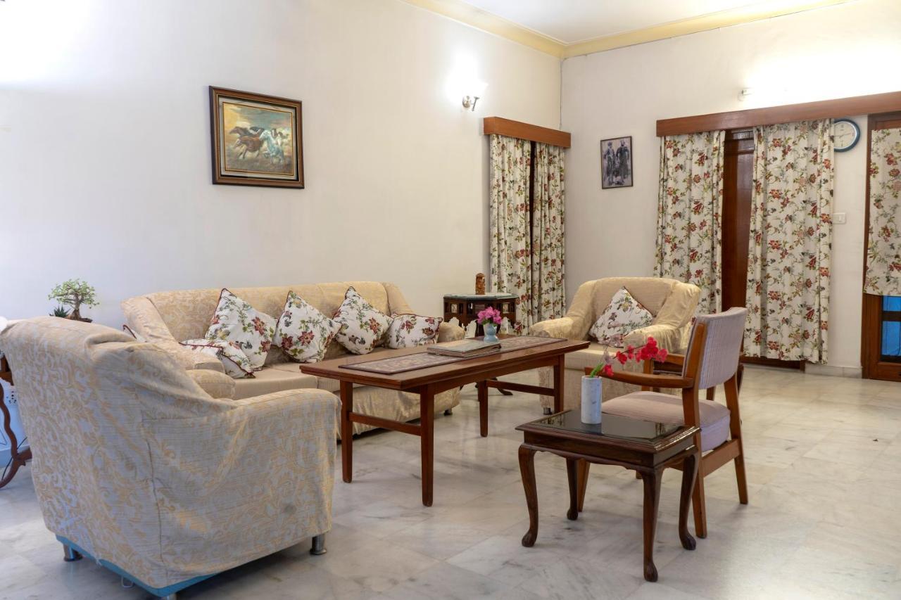 Giri Homestay By Vista Rooms Dzsaipur Kültér fotó